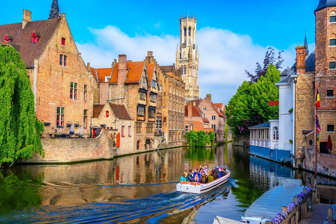 Weed in Bruges - Practical 2026 cannabis travel guide for visitors to Belgium