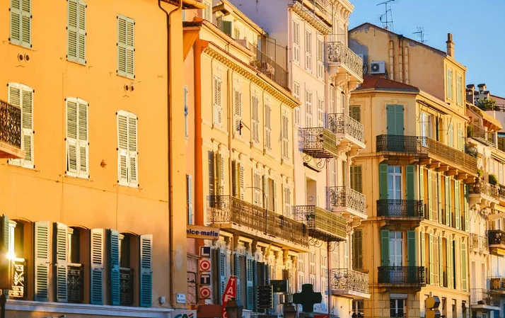 Get weed in Cannes - cannabis travel guide header image for the French Riviera