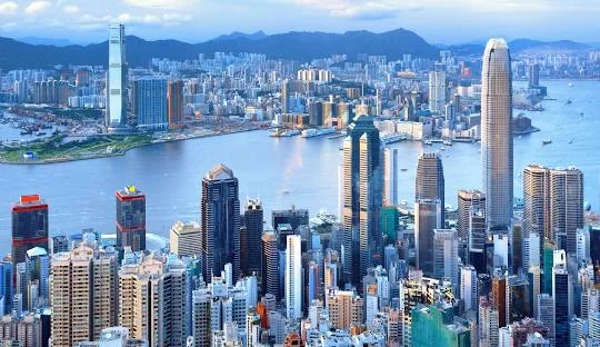 Weed in Hong Kong guide with city skyline