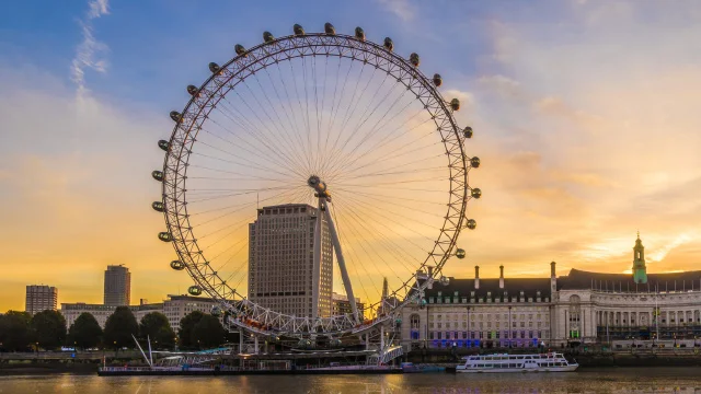 Getting weed in London 2026 - cannabis travel guide header image for visitors
