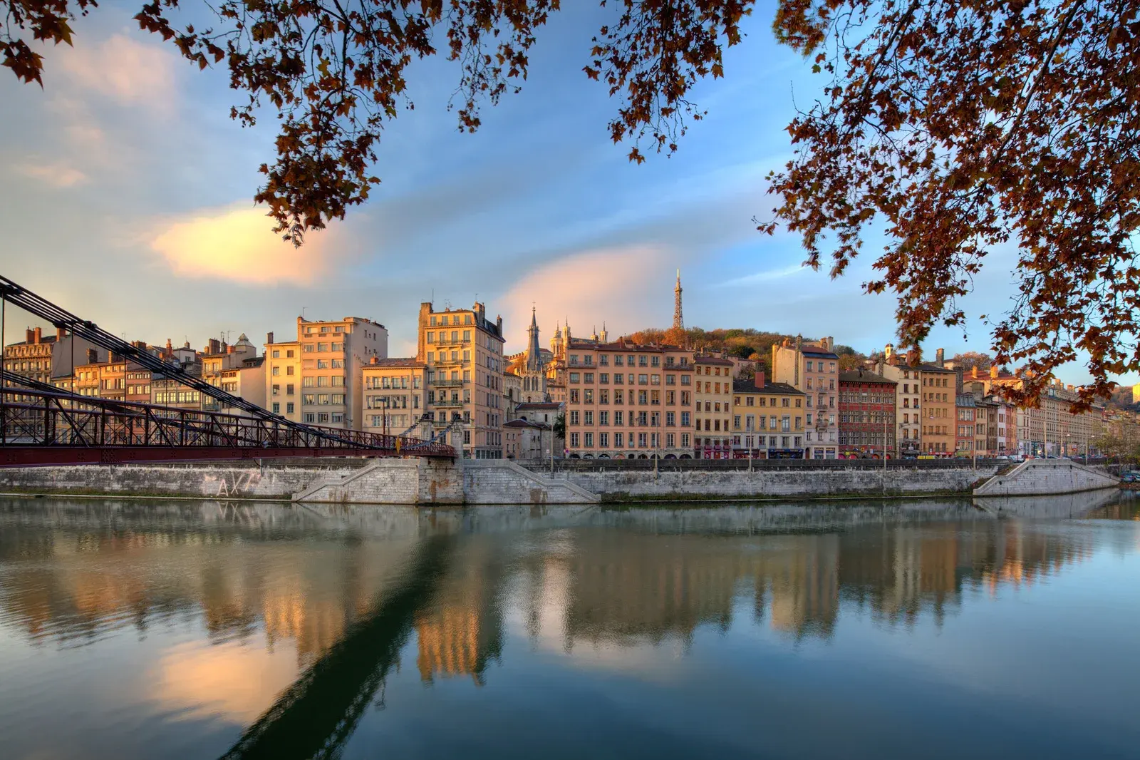 How to get weed in Lyon - 2026 cannabis travel guide header