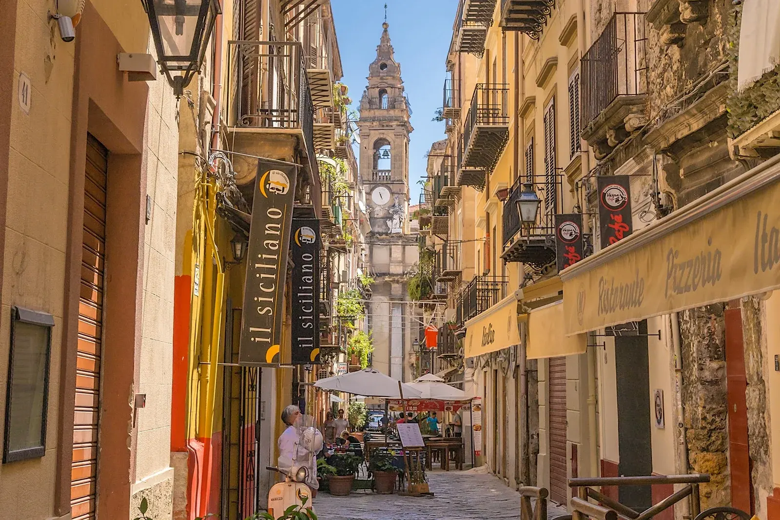 How to get weed in Palermo 2026 - cannabis travel guide header image