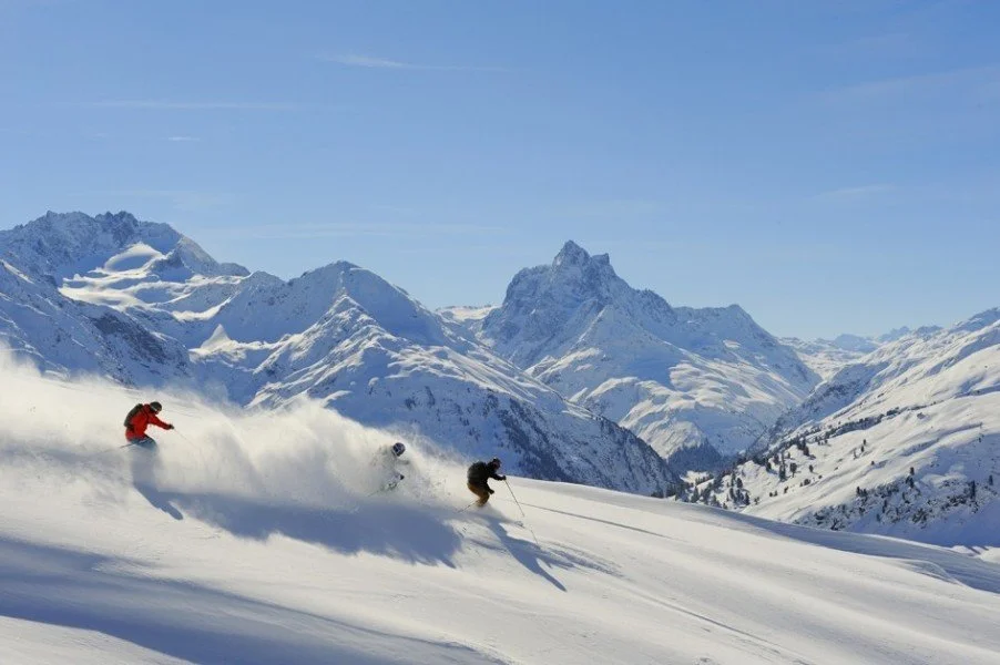 Get weed in Saint Anton - scenic Alps cannabis travel guide header